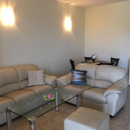 Paradise Green Park Apartment โกลเดน แซนส์ ภายนอก รูปภาพ